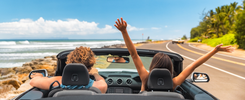 Perfect english road trip. Путешествие на автомобиле. Дорога лос анджелес сан франциско. Машина на дороге. Шонн уильям скотт дорожное приключение.